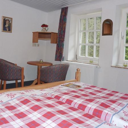Hof Guttels Waldgasthof Ferienpension Rotenburg an der Fulda Zimmer foto