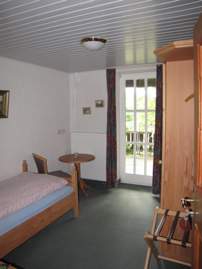 Hof Guttels Waldgasthof Ferienpension Rotenburg an der Fulda Zimmer foto