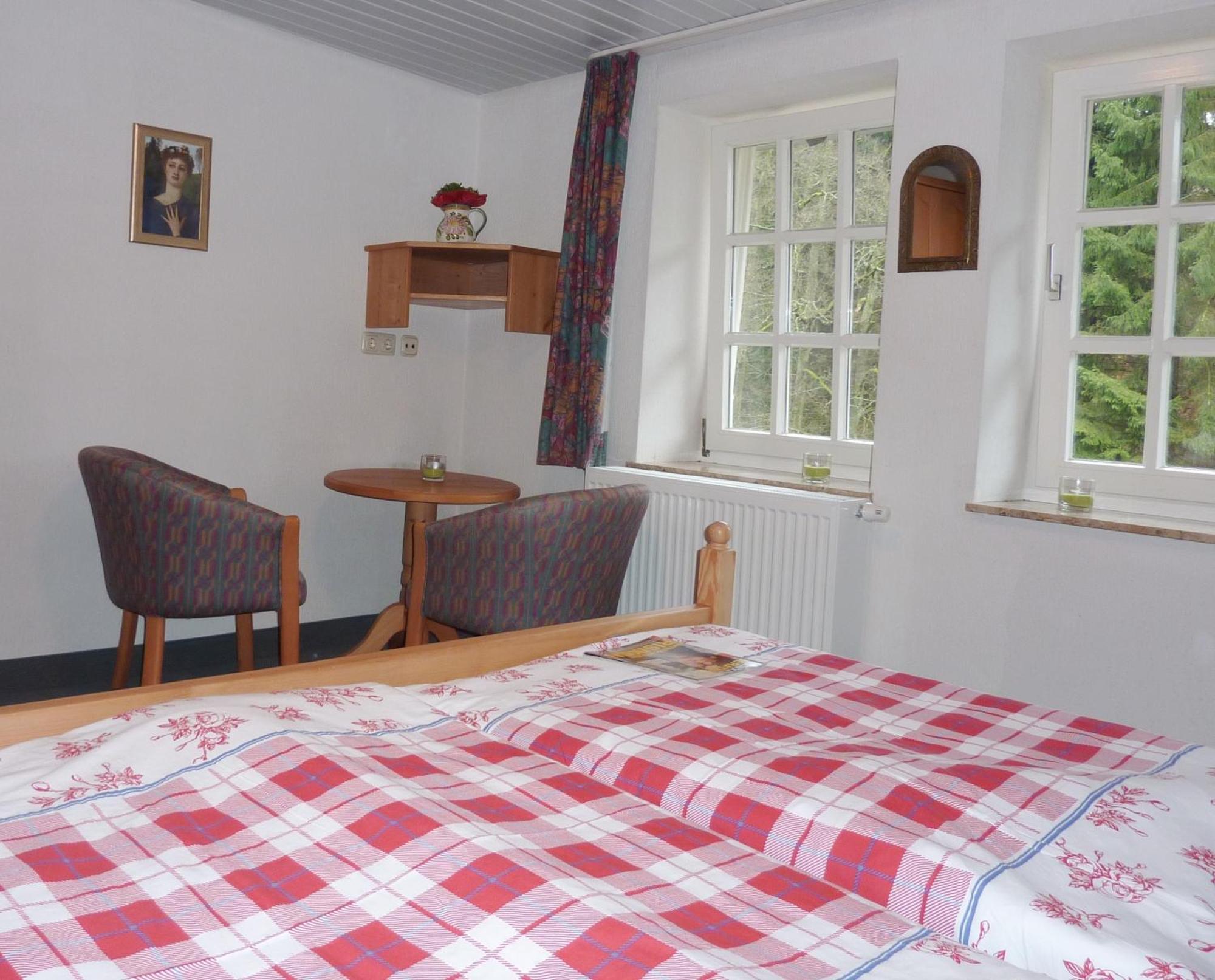 Hof Guttels Waldgasthof Ferienpension Rotenburg an der Fulda Zimmer foto