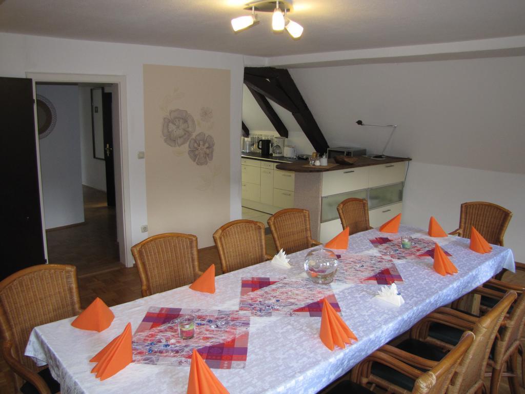 Hof Guttels Waldgasthof Ferienpension Rotenburg an der Fulda Zimmer foto