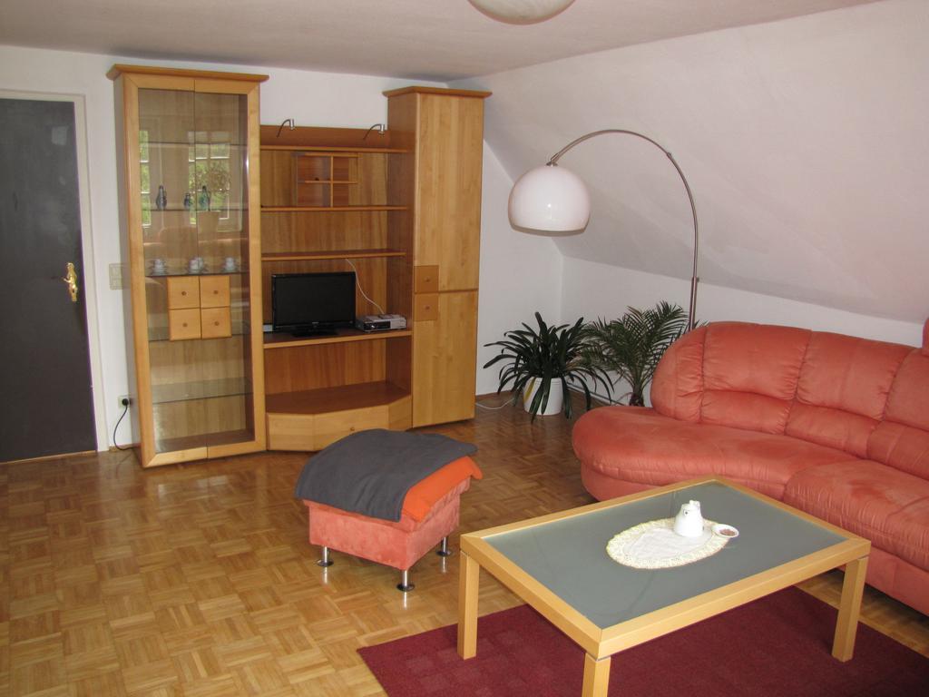 Hof Guttels Waldgasthof Ferienpension Rotenburg an der Fulda Zimmer foto